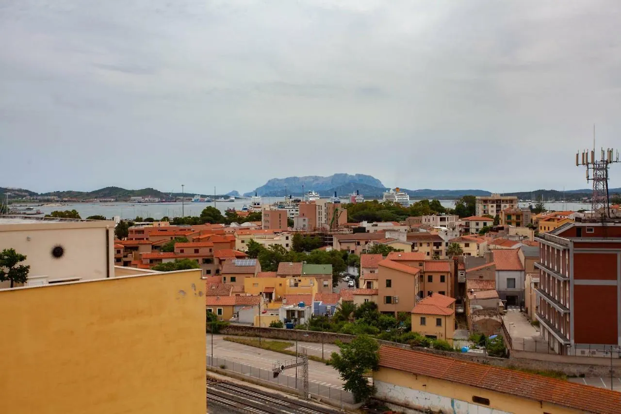 Klodge - Rita Apartments Olbia 0*,  Włochy